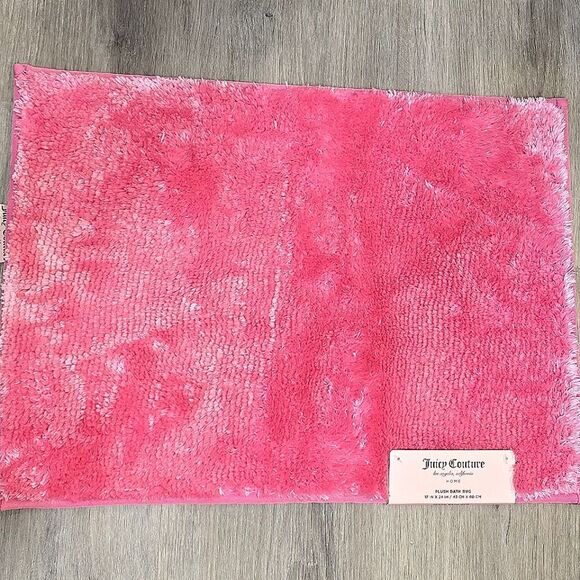 Juicy Couture Home Plush Bath Rug- Candy Pink - Picture 4 of 6